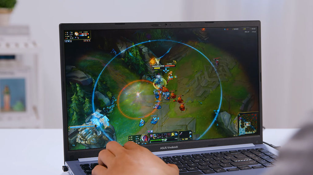 Asus Vivobook 15 X1502ZA i5 1240P (EJ120W) - Test game Liên minh Huyền thoại